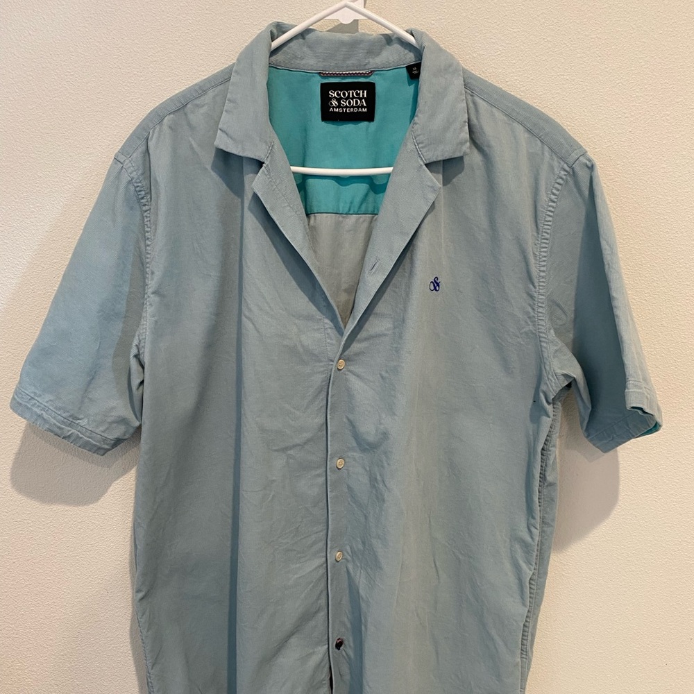 Men’s shirt. Size XL